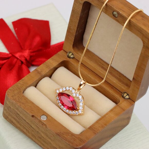 "Rose Gold Lips Pendant with Red Stone – Bold & Stylish, XPPT1206 - Picture 13 of 14